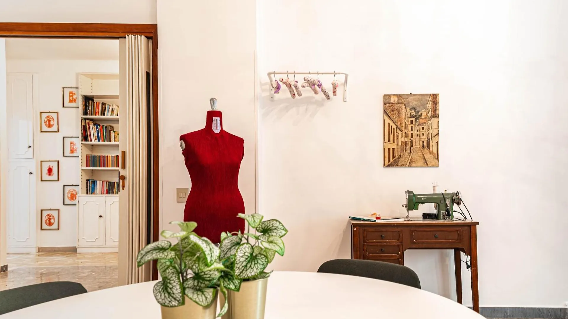 Vintage Flat Apartment Rome Italy