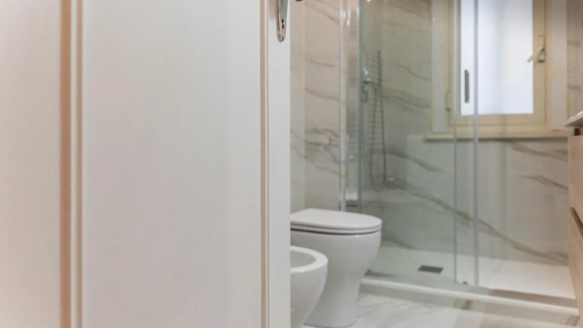 Vintage Flat Apartment Rome Italy