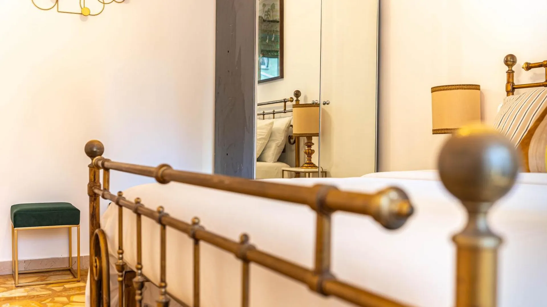 Vintage Flat Apartment Rome Italy