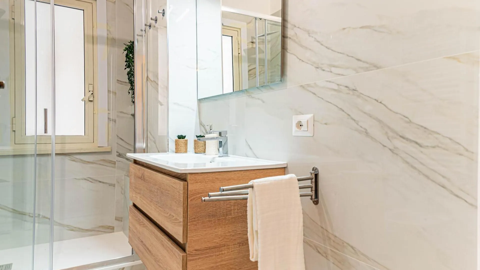 Vintage Flat Apartment Rome