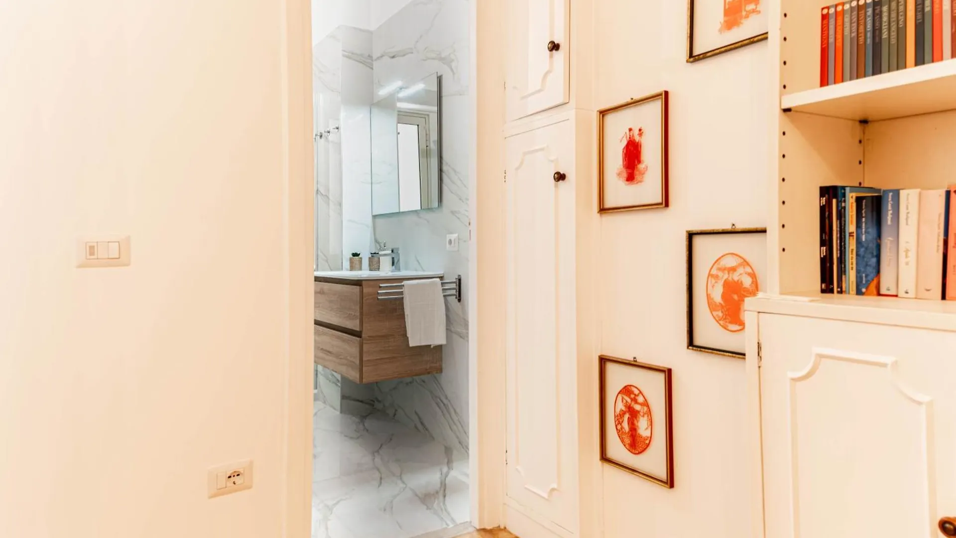 Vintage Flat Apartment Rome Italy