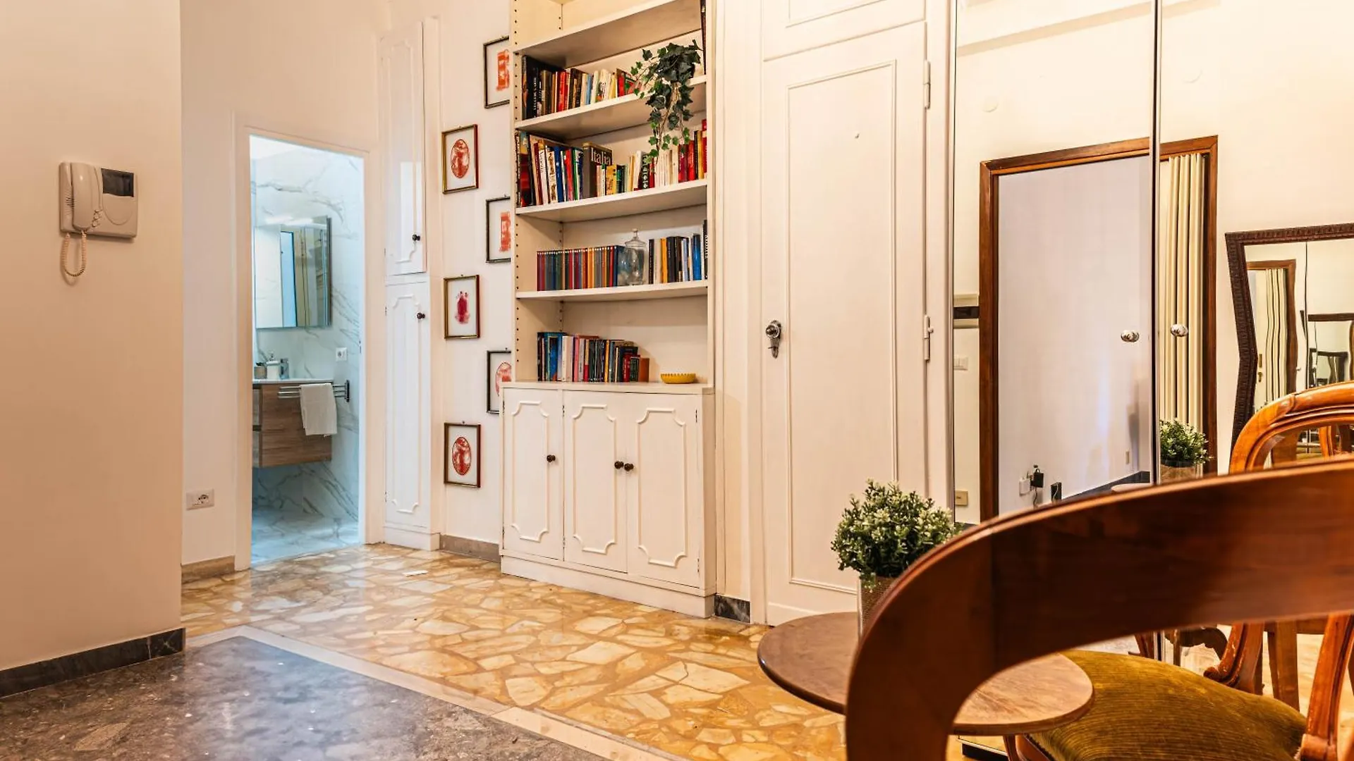Vintage Flat Apartment Rome